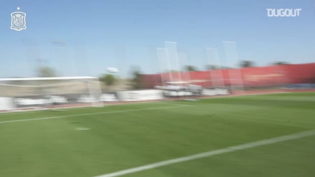 Free-kick practice in Spain training